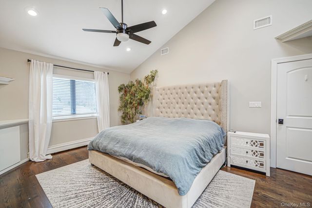 6 Crusader Lane, Nesconset, NY 11767