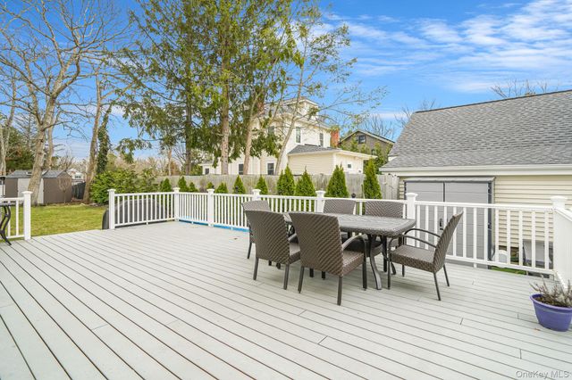 6 Crusader Lane, Nesconset, NY 11767