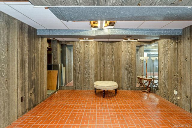 10 Fortune Court, Commack, NY 11725