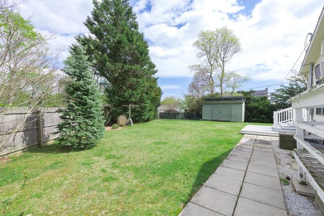 10 Fortune Court, Commack, NY 11725