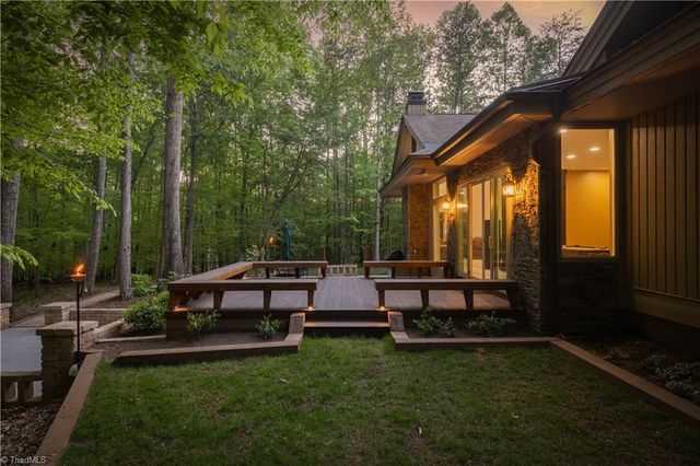 501 W Poplar Ridge Court, Greensboro, NC 27455