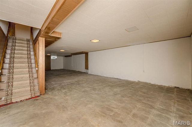 9136 Pardee Spur, St Louis, MO 63126