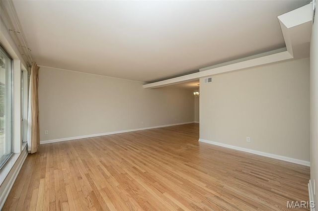 9136 Pardee Spur, St Louis, MO 63126