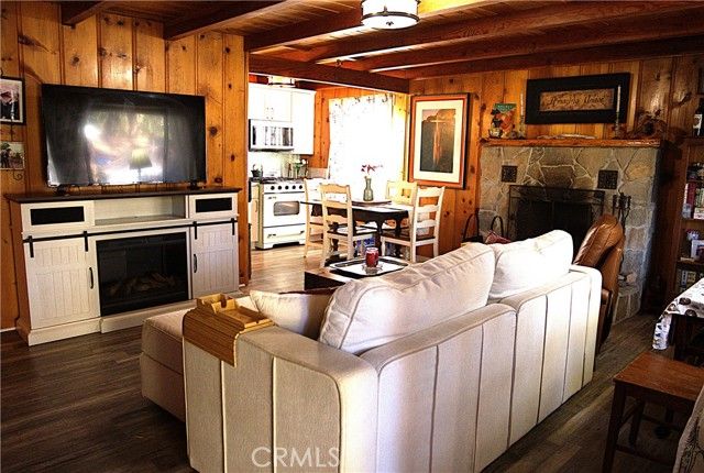 1671 Twin Lakes, Wrightwood, CA 92397