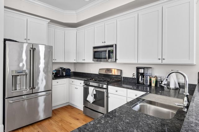 4 Saint Margaret Street, Charleston, SC 29403