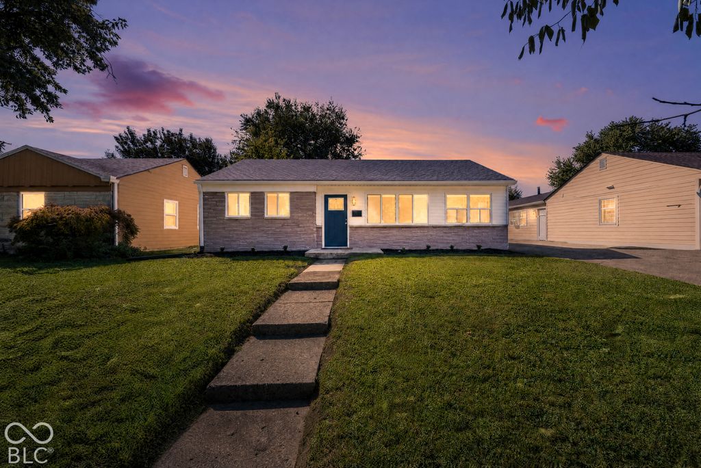 2808 Sangster Avenue, Indianapolis, IN 46218