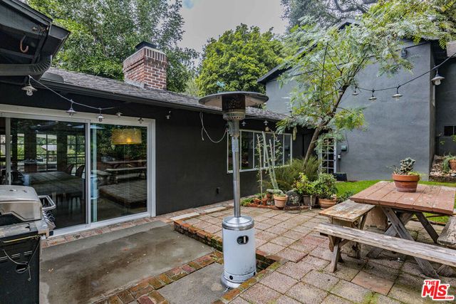 5228 Palm Drive, La Canada Flintridge, CA 91011