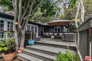 5228 Palm Drive, La Canada Flintridge, CA 91011