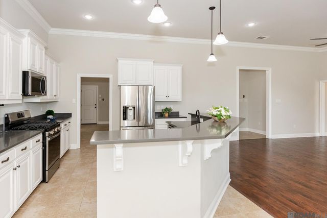 4435 Union Dr, Addis, LA 70710