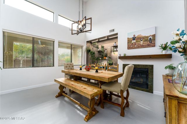 8417 N Sand Flower Road, Tucson, AZ 85743