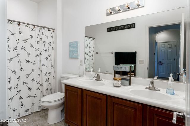 8417 N Sand Flower Road, Tucson, AZ 85743