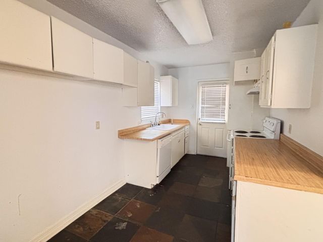 1821 Donna Street, Arlington, TX 76013