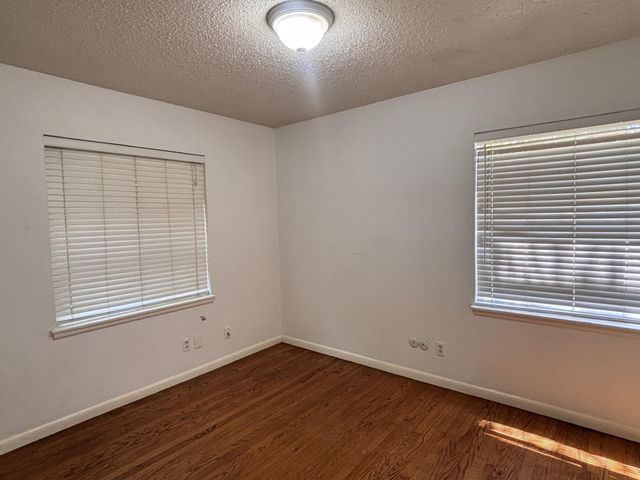 1821 Donna Street, Arlington, TX 76013