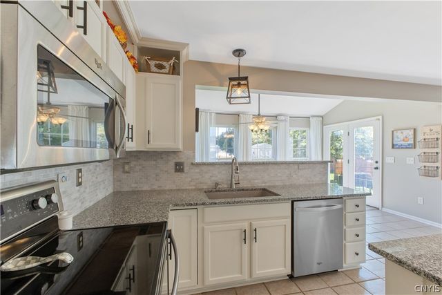 5203 Harriet Fisher Drive, Clay, NY 13041