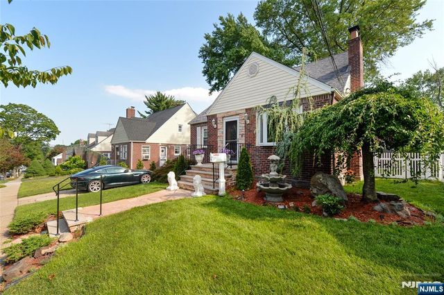 56 Dohrman Avenue, Teaneck, NJ 07666