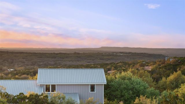 2025 Cripple Creek Stage RD, Dripping Springs, TX 78620