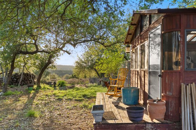 2025 Cripple Creek Stage RD, Dripping Springs, TX 78620