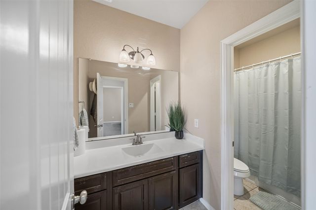 4747 Abercorn Street, Rosharon, TX 77583