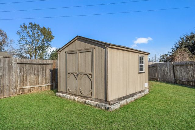 4747 Abercorn Street, Rosharon, TX 77583