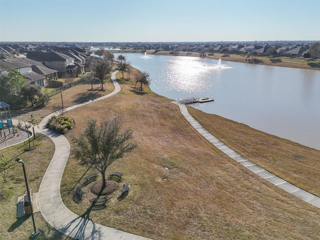 4747 Abercorn Street, Rosharon, TX 77583