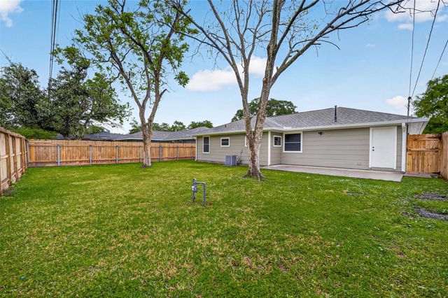 234 Maxie Street, Deer Park, TX 77536