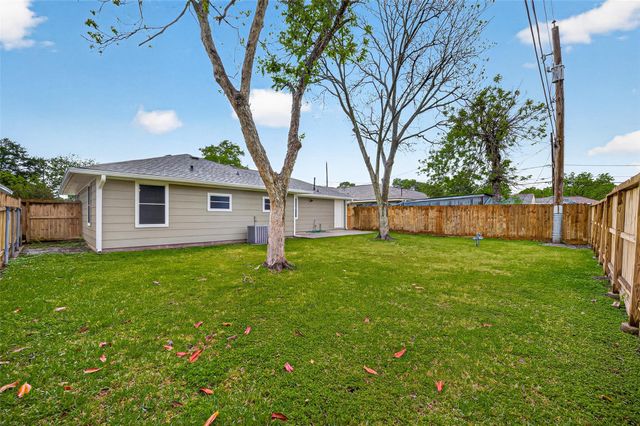 234 Maxie Street, Deer Park, TX 77536