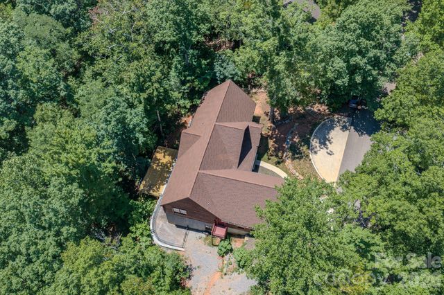 231 Blue Bird Road, Lake Lure, NC 28746