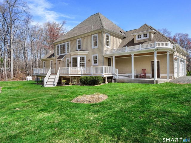 15 Shire Court, Cheshire, CT 06410