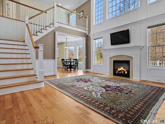 15 Shire Court, Cheshire, CT 06410