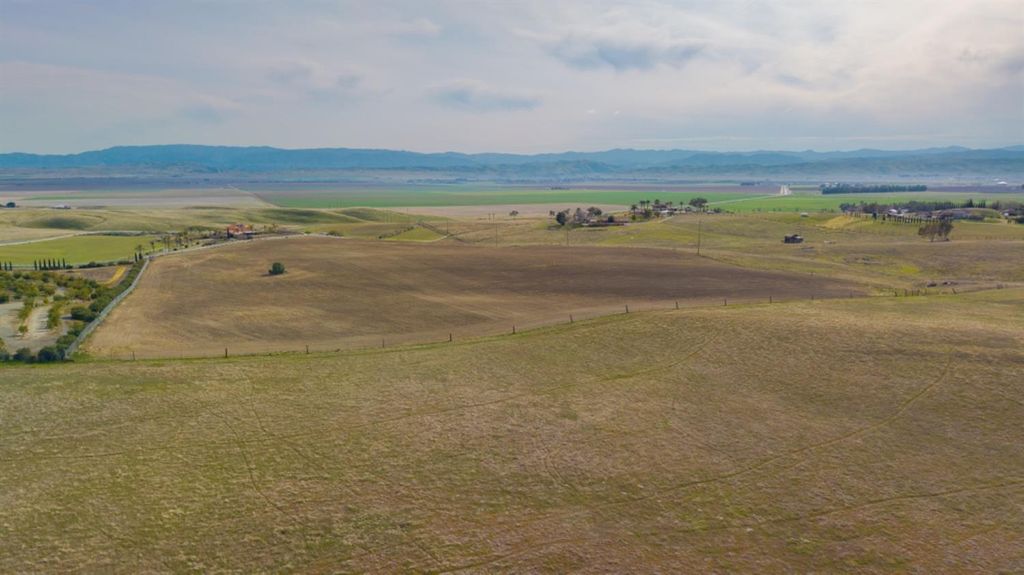 Image 12 of property listing at 61 Lot - Hwy 33, Coalinga, CA 93210