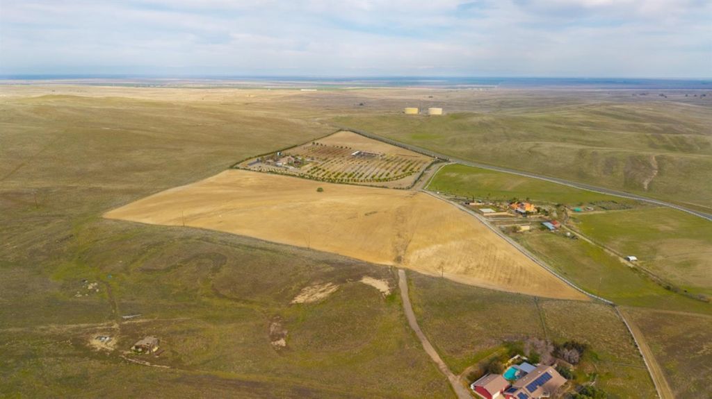 Image 14 of property listing at 61 Lot - Hwy 33, Coalinga, CA 93210