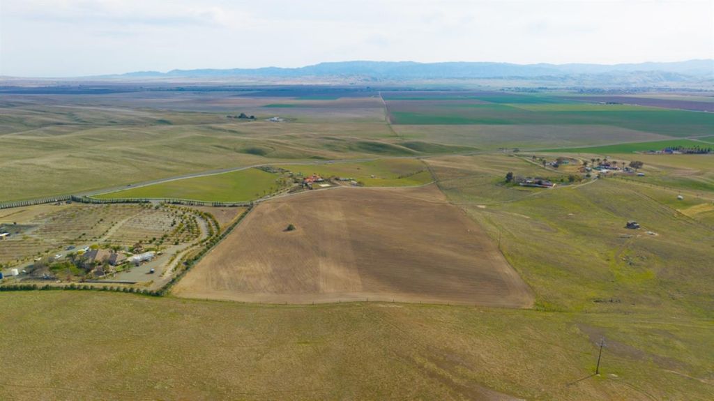 Image 19 of property listing at 61 Lot - Hwy 33, Coalinga, CA 93210