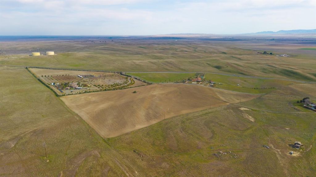 Image 22 of property listing at 61 Lot - Hwy 33, Coalinga, CA 93210