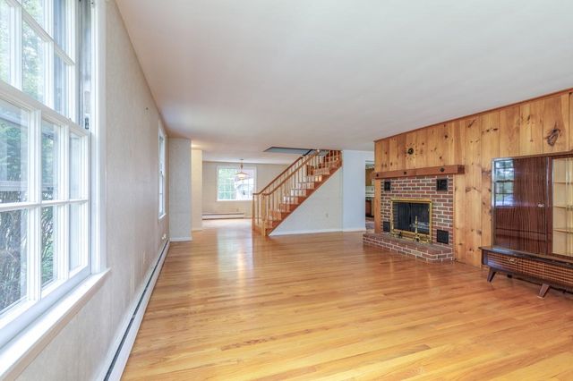 1630 Greenland Road, Portsmouth, NH 03801