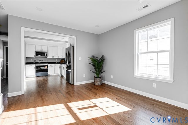 205 N 12th Ave, Hopewell, VA 23860