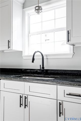 205 N 12th Ave, Hopewell, VA 23860