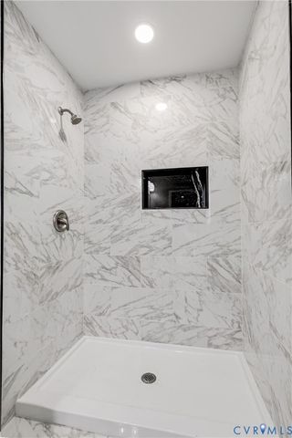 205 N 12th Ave, Hopewell, VA 23860