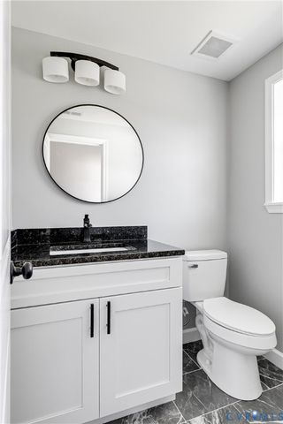 205 N 12th Ave, Hopewell, VA 23860