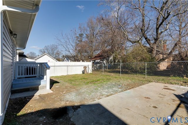 205 N 12th Ave, Hopewell, VA 23860