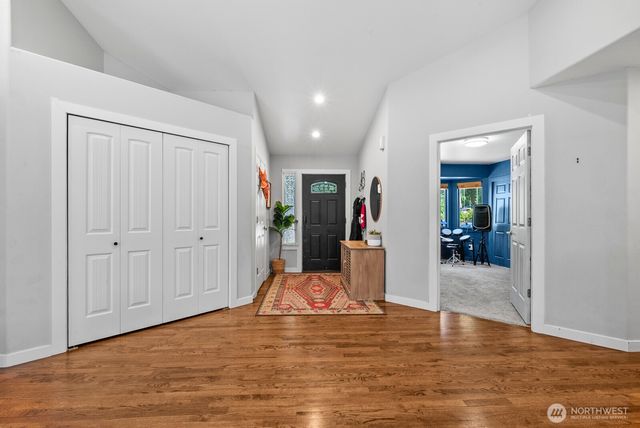 18505 68th Street E, Bonney Lake, WA 98391