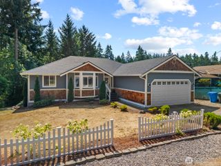 18505 68th Street E, Bonney Lake, WA 98391