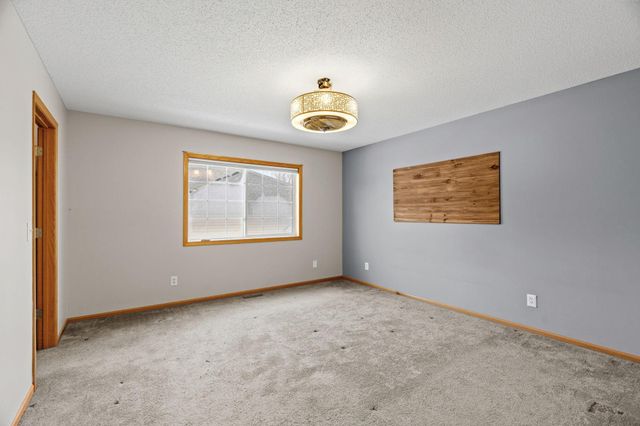 950 Herbert Street, Jordan, MN 55352