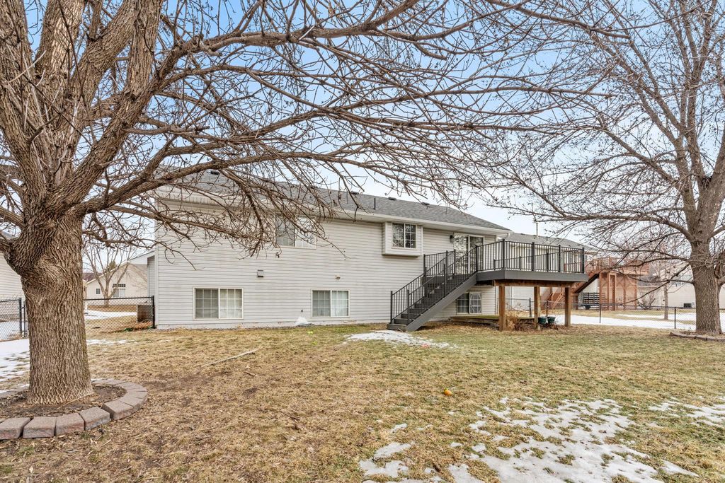 950 Herbert Street, Jordan, MN 55352 — photo 4