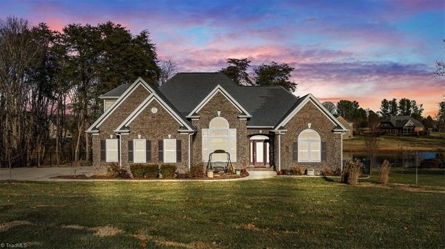 7500 Bethel View Court, Oak Ridge, NC 27310