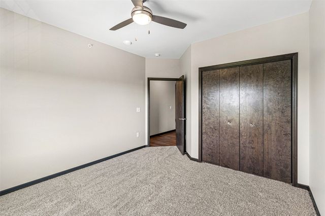 2877 Spring Rose Circle 210, Coralville, IA 52241