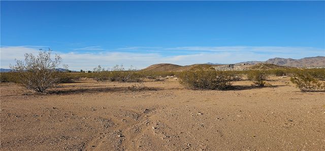 Lot 014A W Bolsa Drive, Golden Valley, AZ 86413