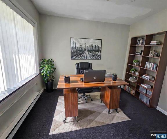 195 3rd Avenue, Westwood, NJ 07675
