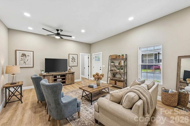 748 Efird Street, Albemarle, NC 28001