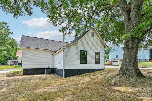748 Efird Street, Albemarle, NC 28001
