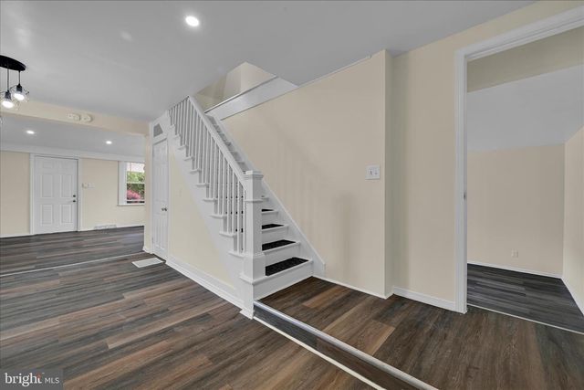 2114-R SPRING, West Lawn, PA 19609